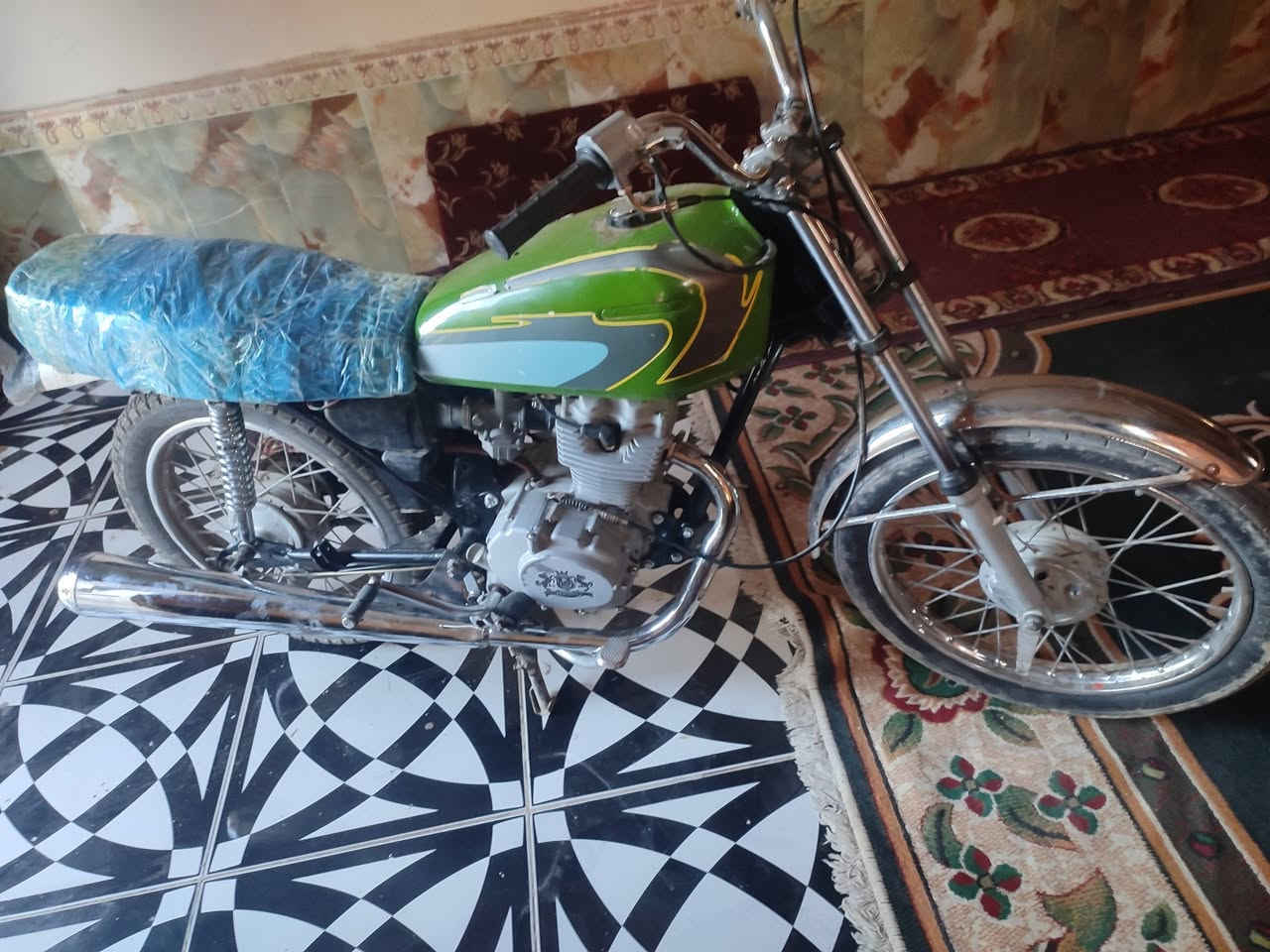 سلام عليكم ورحمه الله وبركاته
دراجه للبيع نامه مكينه مفتوحه موديل 20 الدراجه شغله كلشي ماعوزه بس لايت السعر 350 وبيه مجال رقم الهاتف 
***********
