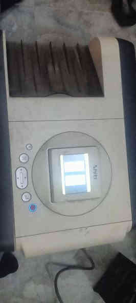 سلام عليكم طابعه hiti مال صور معاملات ويا فلم مال طلع وياه ورق همين طابعه كامله بس تربطها  عله حاسبه سعره ب 200 وبيه مجال مكاني بغداد شعب مركز شرطة شعب
رقم هاتف / ***********
