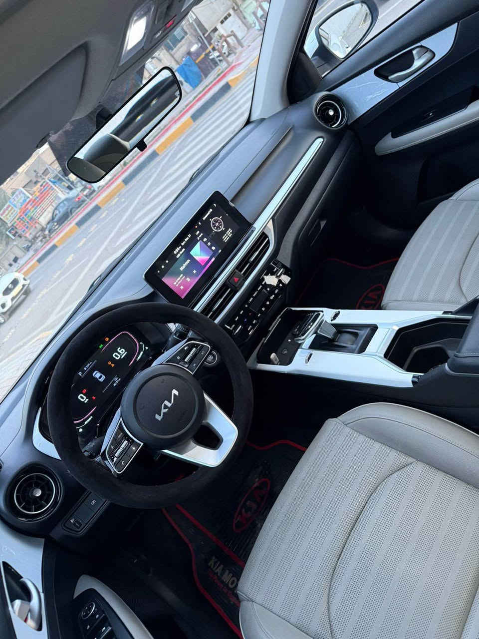 السلام عليكم
مديل K3 ٢٠٢٢
السياره كفاله عامه ماشيه ٣٥ الف كيلو
رقم اربيل تحويل او وكاله السياره جديده بمعنى الكلمه
نشر

فول موصفات اعلى فئه تجي

قطعتين تبريد

شاشه دتجتل

مثبت سرعه

دواخل بيج

صندوك ذكي

سايد بريك كهربائي

اوتو هولد

تحكم ستيرن جهتين

تكت التبريد لمس

جام كهربائي
العنوان البصره
*********** البصرة, العراق
