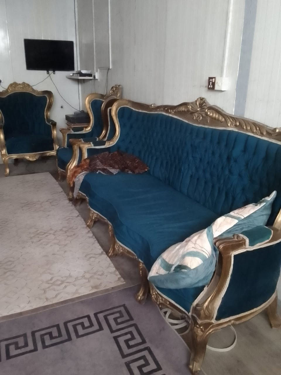 غراض بيت للبيع بسعر مناسب مستعملات شغاله. مبرده ايرانيه عدد اثنين غساله ال جي طخم قنفات طباخ مصري كاونتر مع سنك برادماء ثلاجه حجم ضغير ونواعم قرب اسواق اسطنبول ***********
