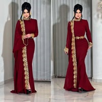 فستان • قياس ٤٤ • ملبوس مرة