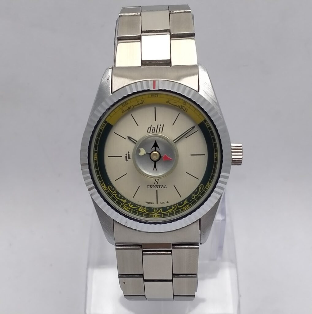 ساعة (Daljl Crystal) دليل كرستال نصب تكويك سويسري أصلي تاريخ الصنع في عام 1970 وتعتبر من النوادر فنتج                توجد في وسط المينا بوصلة كدليل على أتجاه القبله الشريفه قطر الساعة 35 -38 ملم
الهيكل مصنوع من الفولاذ 
المقاوم للصدأ 
السير من الستانلس إستيل 
17 حجر  نسبة النظافة ‎%‎99
وقت مضبوط جدااااااااً جداً
السعر 125 شامل التوصيل 
للمهتم خاص ***********
المكان كركوك يوجد توصيل
