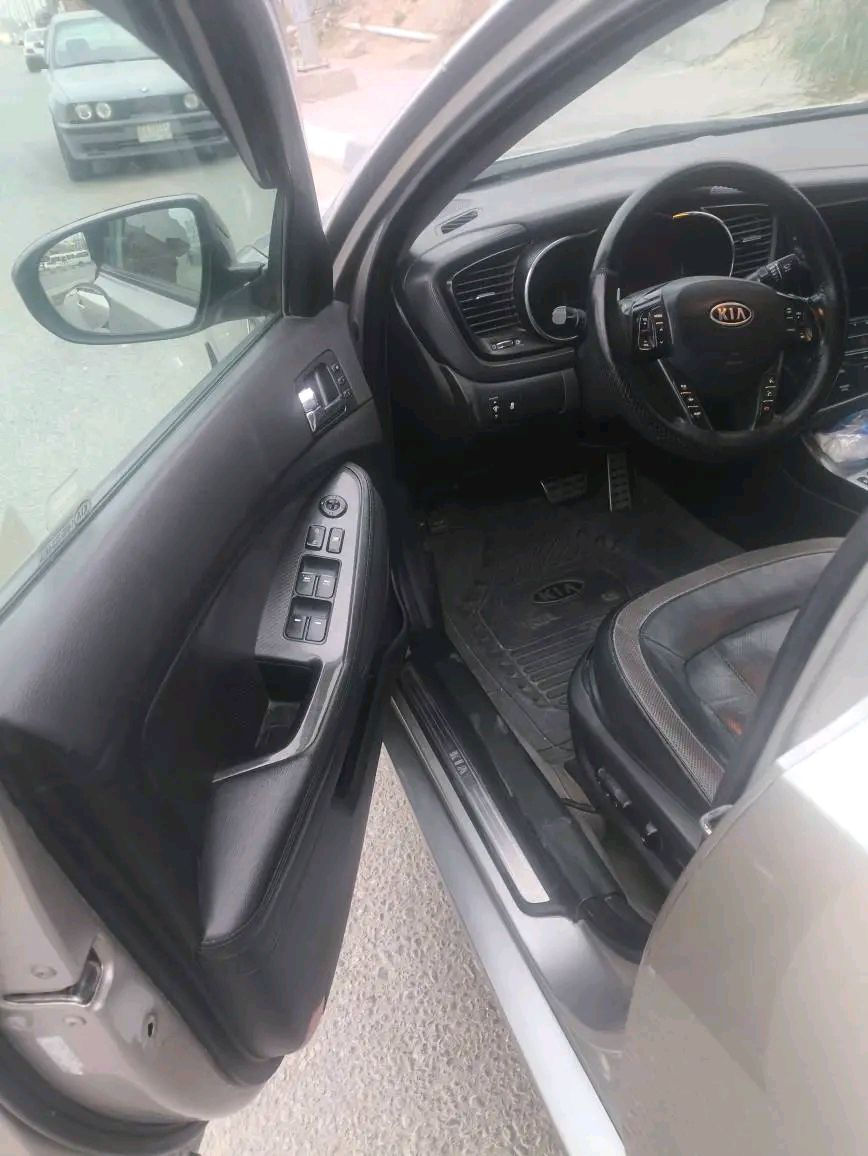 للبيع اوبتما امريكي مديل 11 حادث جامرلغ خلفي + قبق جنطه امبدل ابلاد فقط الباقي كفالة كما في السونار 
 فول مواصفات للاخير. 
بصمه تشغيل + ابواب 
فتحة سقف 
كشن كهرباء 
تبريد تدفئة بالكشن + تبريد تدفئة شغال شرط
شاشة اندرويد فول سلاسه + كامرة فول HD
محرك 2000 توربو معلي گازكيت فقط مكفول من النضيح والبخار
كير كفاله من كلشي
حادث خلفي جامرلغ وقبق الجنطة امبدل ابلادي 
سنويه بأسمي لل 27 رقم دولي. كربلاء 19
صدر + دبلات جديد 
العنوان كربلاء 
السعر 110فقط مع المجال ان شاءالله 
للاستفسار اكثر ***********
