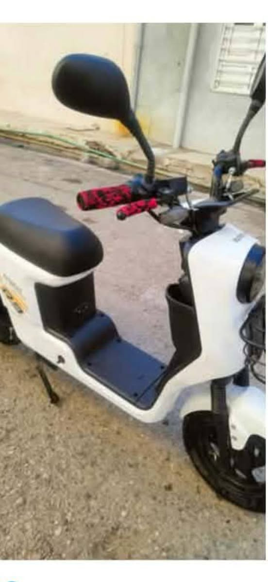 موطور R9.
البيع فقط او مراوس سعر 450
شرط ما مبدل بي شي 
كلا شغلا موطور تخذا تدعلي علي
سرعتو 100 حقيق 80 
رجوع لاخلف 
اشاير يمن يسار دبل شاره
لايت عالي ناصي 
***********
***********
