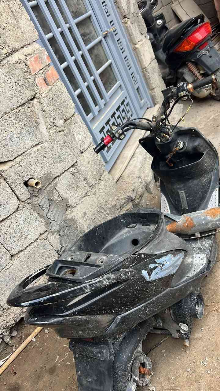 شاصي عدله وداخلها كامل بلادي ***********
