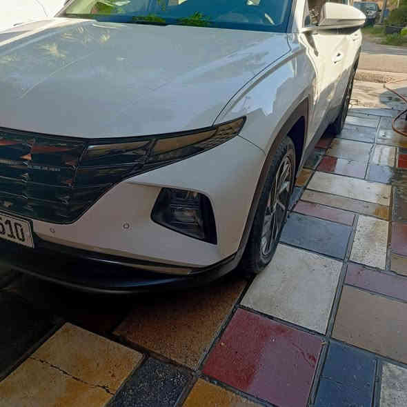 توسان خليجي ٢٠٢٣ بدون صبغ سياره فول عدا الفتحه قماره حديد بصمه كشن كهرباء باقي المواصفات معروفه بسمي بغداد سعر ٢٢٠ العنوان زيونه *********** بغداد
