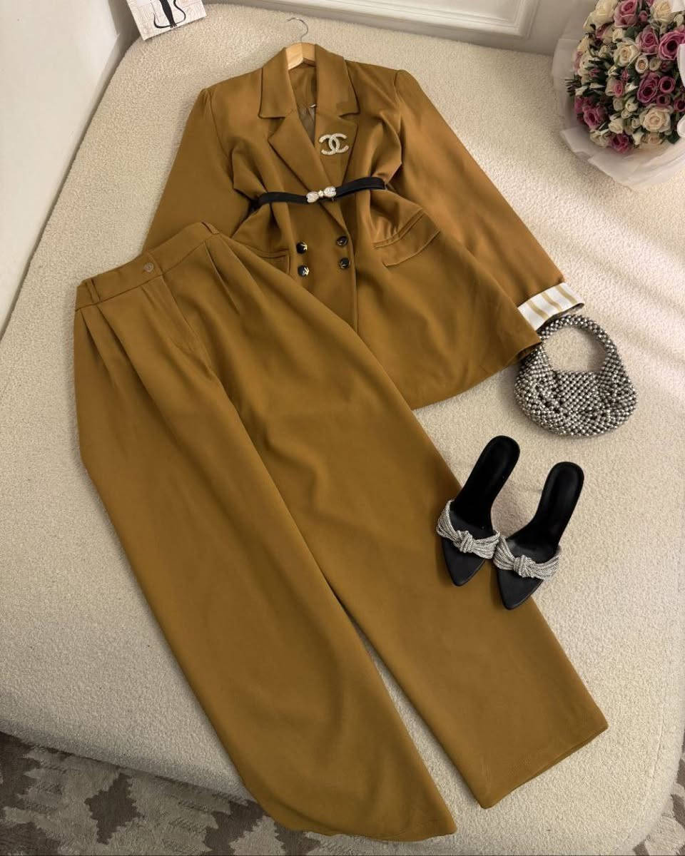 #جديد ومميز

قياس 38 40 42 44 46 48

#يوجد توصيل جميع محافظات العراق 
#توصيل محافظات 5 الاف 
#للحجز دايركت .
#للحجز وتساب *********** 

#لايك_كومنت #تعليقات #تعليقاتكم_تسعدني😍
