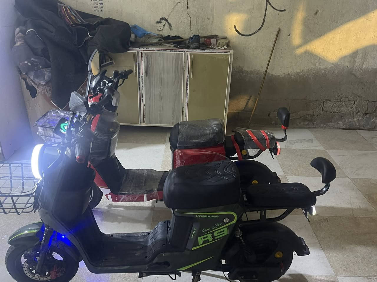 دراجات شحن 2 للبيع كفاله عامه سعرا 900وبيهن مجال قليل ثنينهن كفاله عامه وذا تريد وحده راسني واتساب *********** مكاني حيانيه
