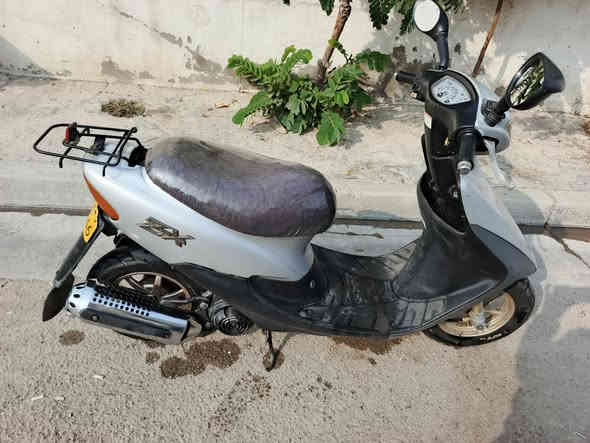 السلام عليكم دراجه هوندا 60للبيع دراجه نكره سلف هندر كهربائيات كلها شغاله 300وبيها مجال او مراوس دراجه بيجي مكاني بغداد حي التراث قرب المستوصف ‏‪***********‬‏
