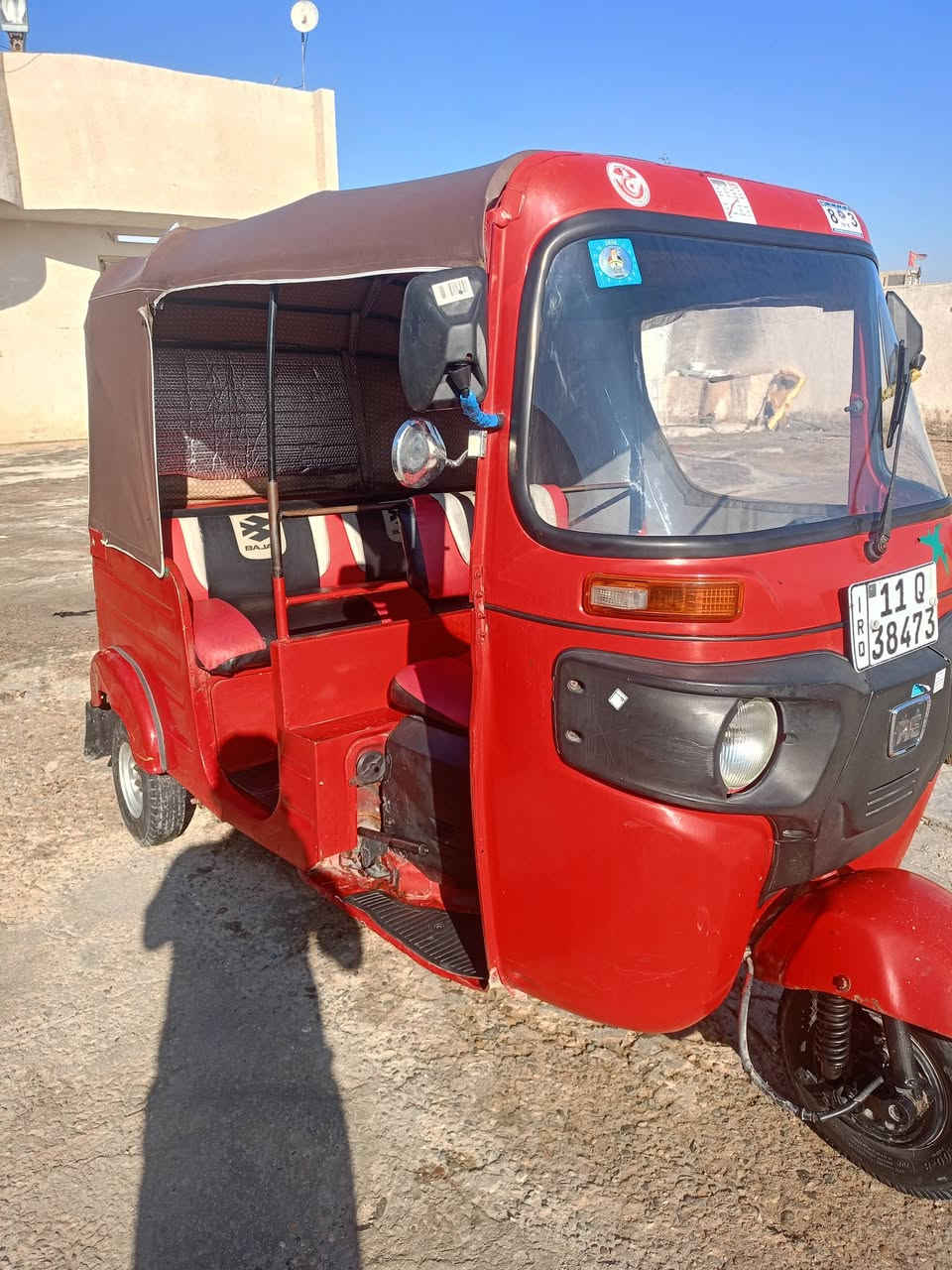 سلام عليكم تكتك للبيع كامله كهربايات كلهه شغاله محرك خير من الله حمره بسمي رقم وسنويه تحويل ثاني يوم كامله مال جناي العنوان بغداد السياحي الاستفسار سعر 5500الاستفسار ***********وبيه مجال
