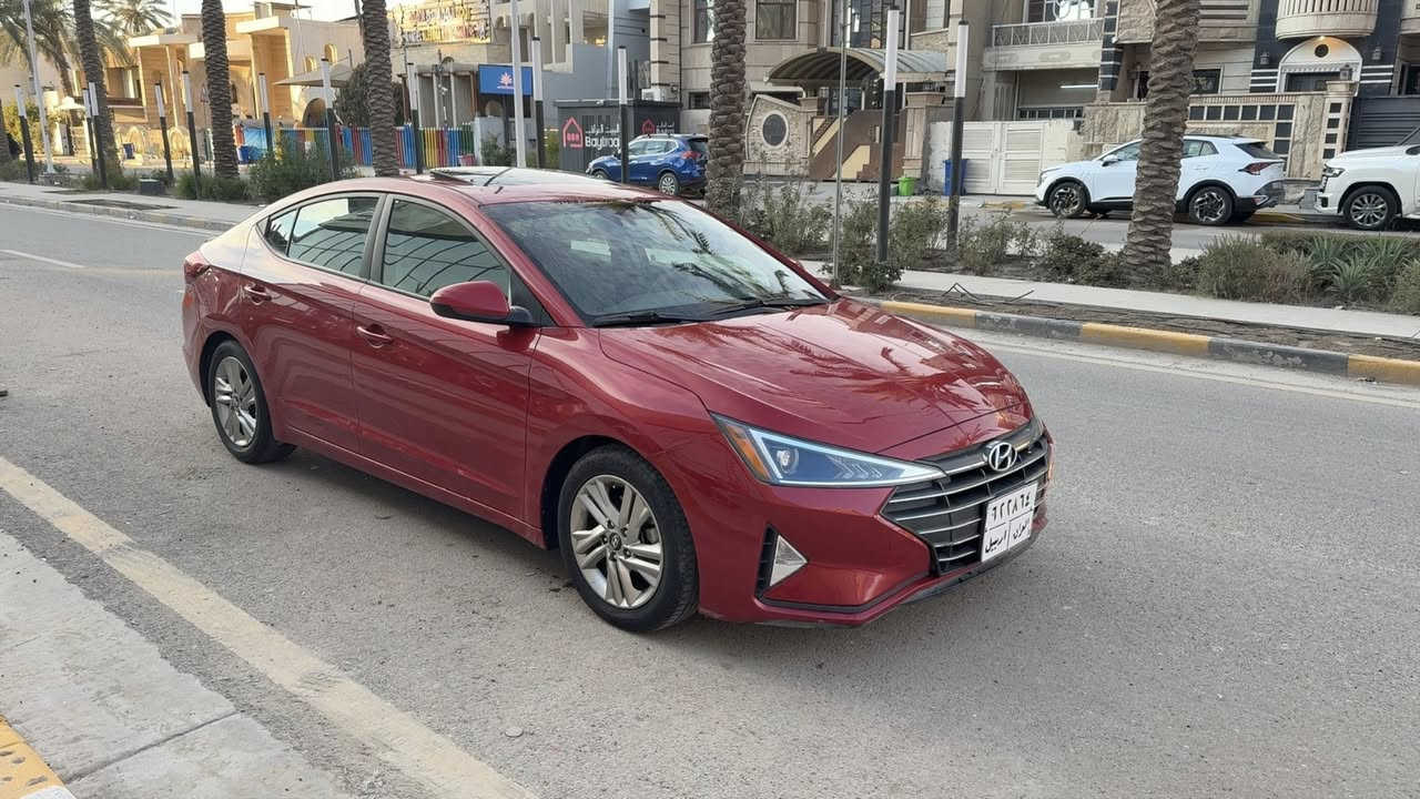 السلام عليكم..
هونداي النترا موديل 2019 
محرك 2000 دوش
سلايد
بصمه تشغيل 
بصمة ابواب
شاشة چبيرة
كامره خلفية
تحكمات ستيرن
رادار جانبي وامامي
كشنات تدفئه   
ترحيب
ماشيه 80 ميل 
رقم اربيل بأسم شركة 
كير ومحرك مكفول
حادثه بأمريكا بابتين وهلال الجاملغ ومبدلات نفس اللون بدون صبغ وجاي بيها رش صبغ جاملغ امامي عكس سايق وربع البنيد وقبق الجنطة من امريكا( بدون ايرباك ) رايدها ب 128 $ ورقة وبيها مجال بسيط مكانه بغداد اليرموك للاستفسار ***********
