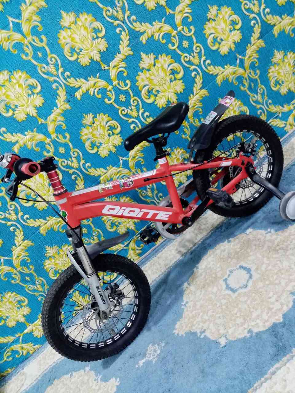 بايسكل حجم ١٤ السعر ٥٠الف الرحمانية مال الشعلة راسلني خاص وخادم ***********
