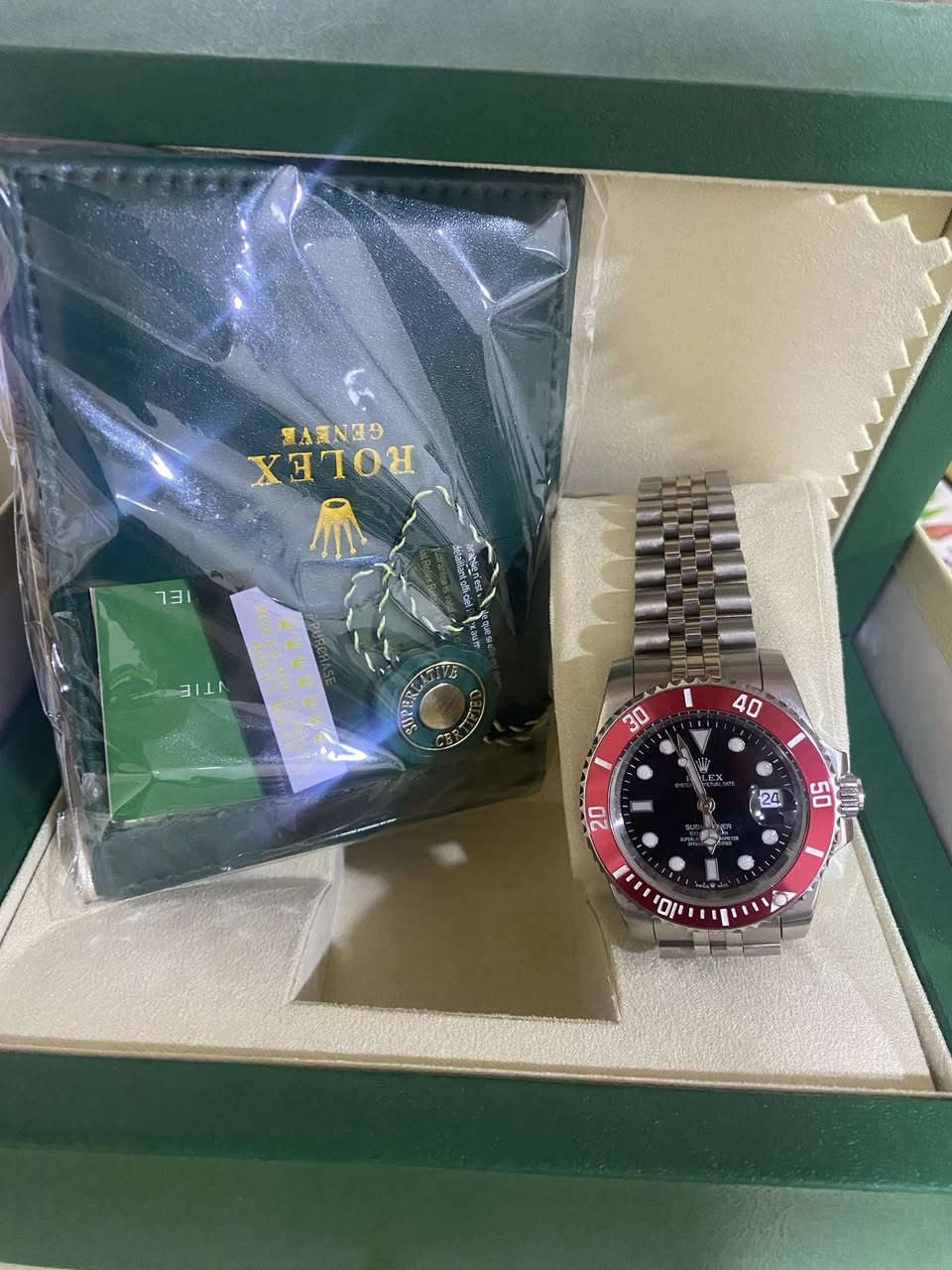 ساعه بهذه الشكل اعله سعر ابيعه هيه وعلبته يوجد توصيل مكان ديالى


**إذا كنت صاحب هذا الإعلان وتريد حذفه لأي سبب، رجاءا أرسل رسالة إلى الدعم الفني**