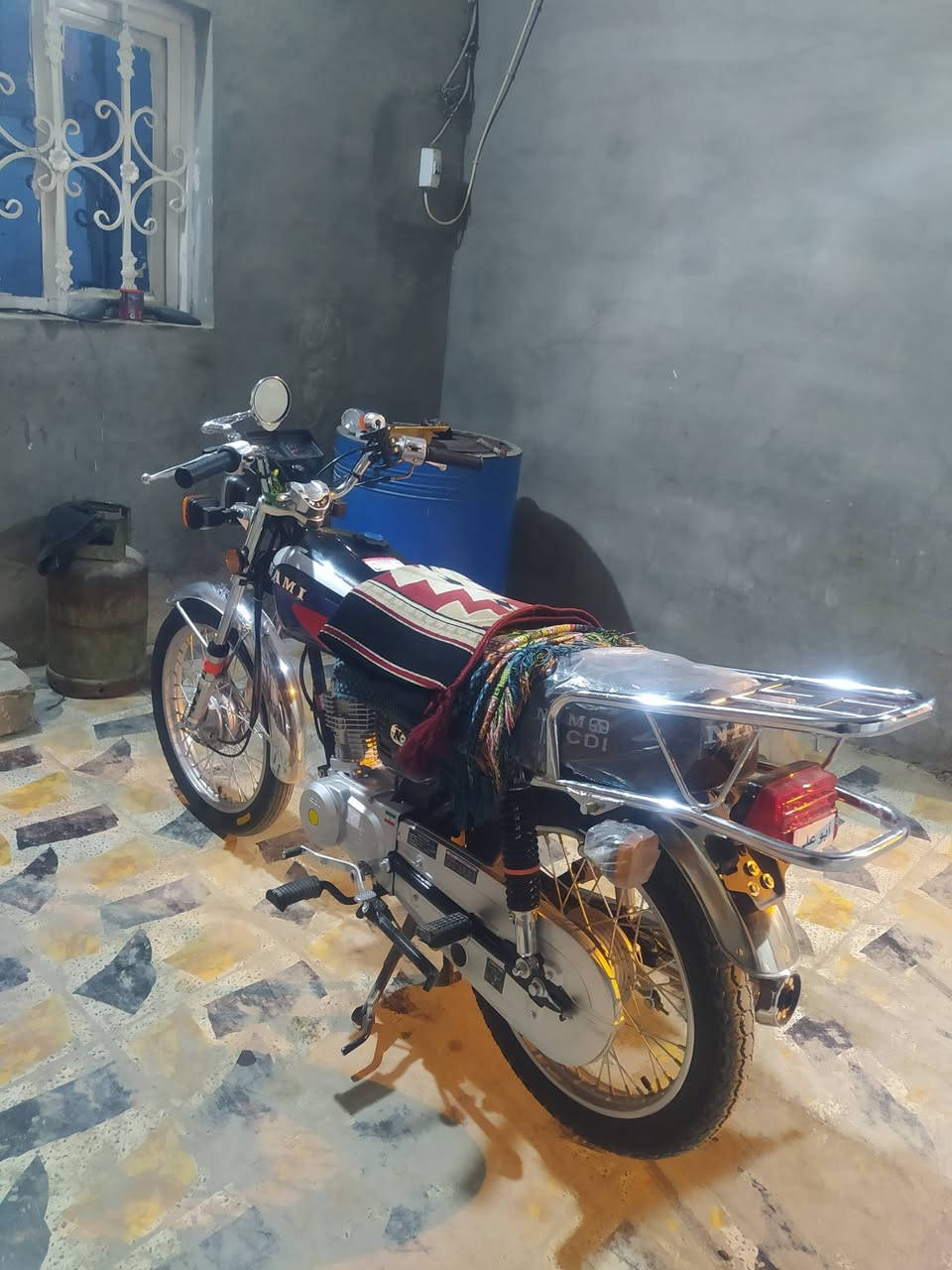 للبيع نامه متياز سكنر سكنر موديل 27 دراجه كفاله عامه صار 20 يوم طالعه من الوكيل السعر 775 و بيه مجال قليل مكاني احمد الوائلي 7754244953


**إذا كنت صاحب هذا الإعلان وتريد حذفه لأي سبب، رجاءا أرسل رسالة إلى الدعم الفني**