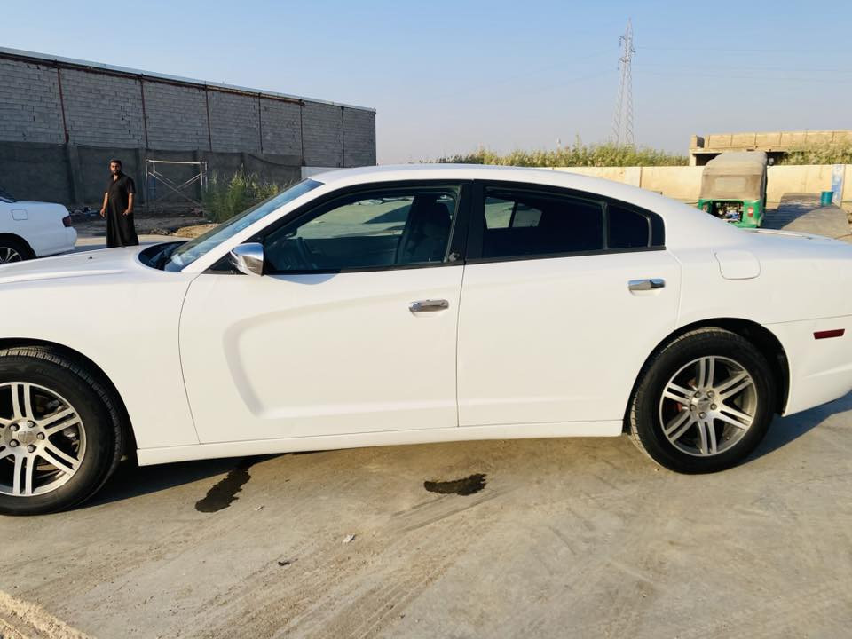 جارجر موديل ١٣ رقم اربيل بسمي 
لون ابيض مكفوله عدا بارد موجود سونار 
سعرها ١٧٠ وبي مجال 

***********
