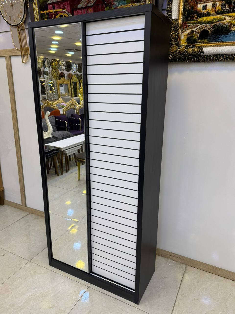 جزامه خشب 2باب سلايت 
العرض 80 سم 
الارتفاع 180سم 

للحجز والاستفسار يمكنك مراسلة الصفحة ✨
توجد خدمة توصيل كافة محافظات العراق 🚛


**إذا كنت صاحب هذا الإعلان وتريد حذفه لأي سبب، رجاءا أرسل رسالة إلى الدعم الفني**