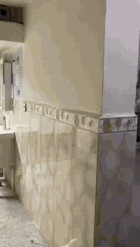 بيت للرهنية
العنوان دباش شارع الصحة خلف مدرسة الحرية الابتدائية فرع العريض فرع قاعة A2Z
 مساحة110متر مثل ما موضح بلفيدهوات
(طابق واحد فقط من دون سطح) 
--------------------------------------------
المبلغ المطلوب ٣٠مليون 
للاستفسار ‏‪***********‬‏ ابو مهند صاحب البيت
متواجد رصيد وواتس اب
