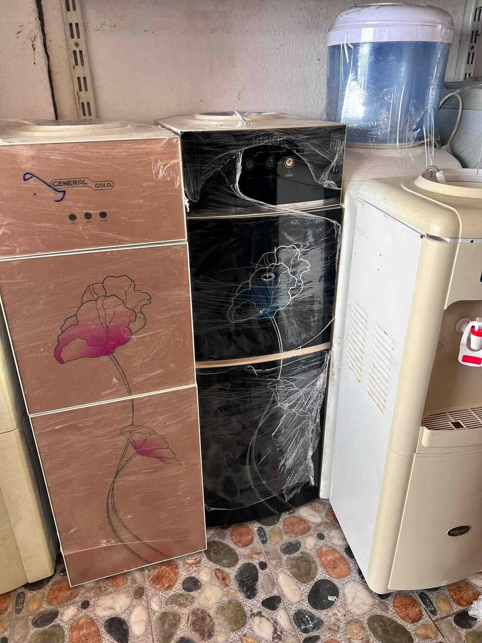 حرفيأ كلشي تردو تلكو يمي غرف ثلاجات سبالت مجمدات مبردات اي شي تردو متوفر اخذ سكرين للتريده ودخل خاص لتفاصيل اكثر


**إذا كنت صاحب هذا الإعلان وتريد حذفه لأي سبب، رجاءا أرسل رسالة إلى الدعم الفني**