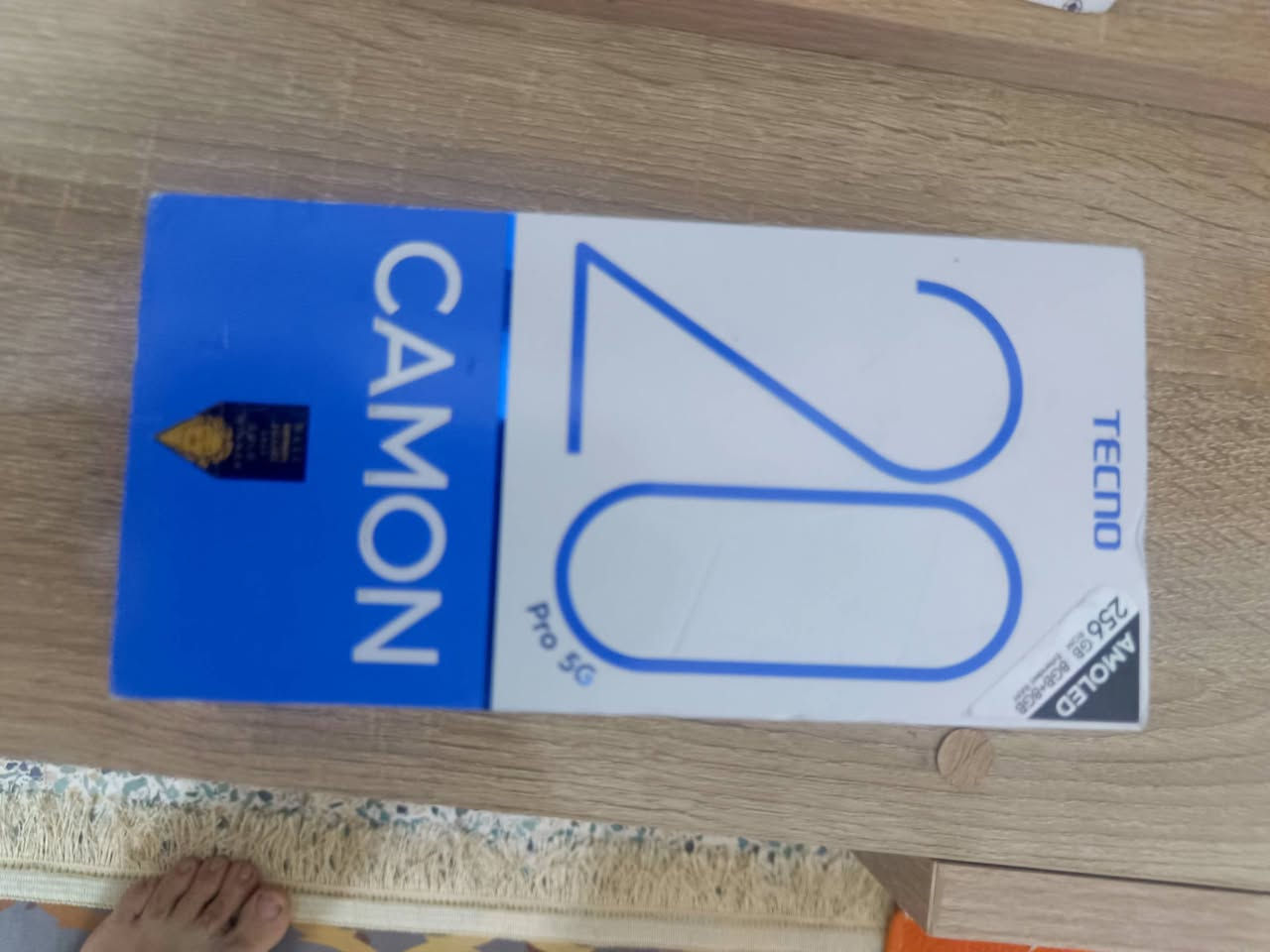TECNO CAMON 20 Pro 5Gجهاز نضافته 95 كلش نضيف
اذاكره 256 بطاريه5000
ببجي 90 جهاز شخط مابي 
سعره 200 مكاني الشعب ***********
