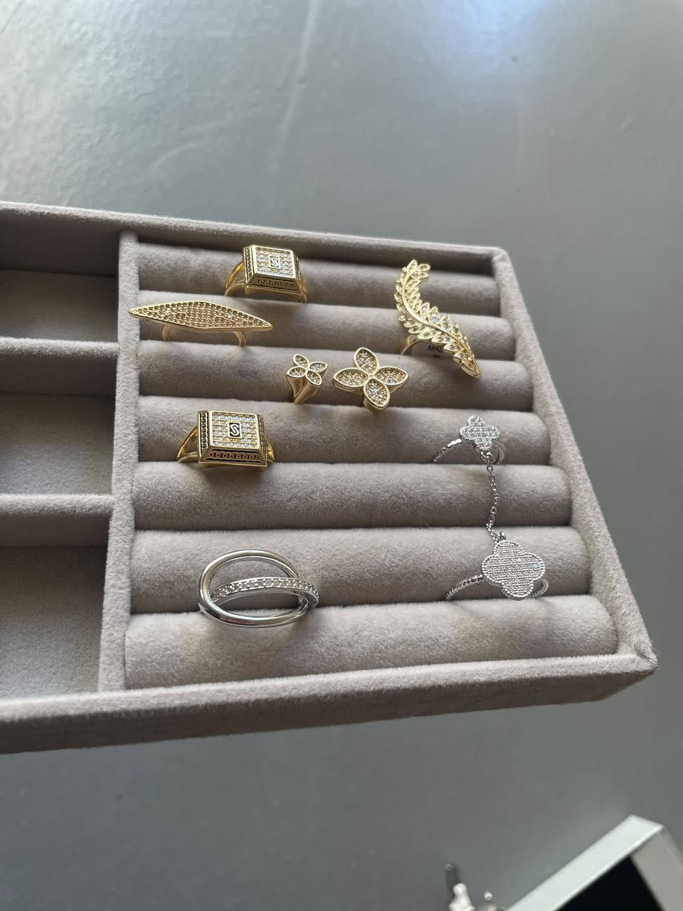 متوفر موديلات جديدة 
عروض تجنن
توصيل بسمايه الف 🚗


**إذا كنت صاحب هذا الإعلان وتريد حذفه لأي سبب، رجاءا أرسل رسالة إلى الدعم الفني**