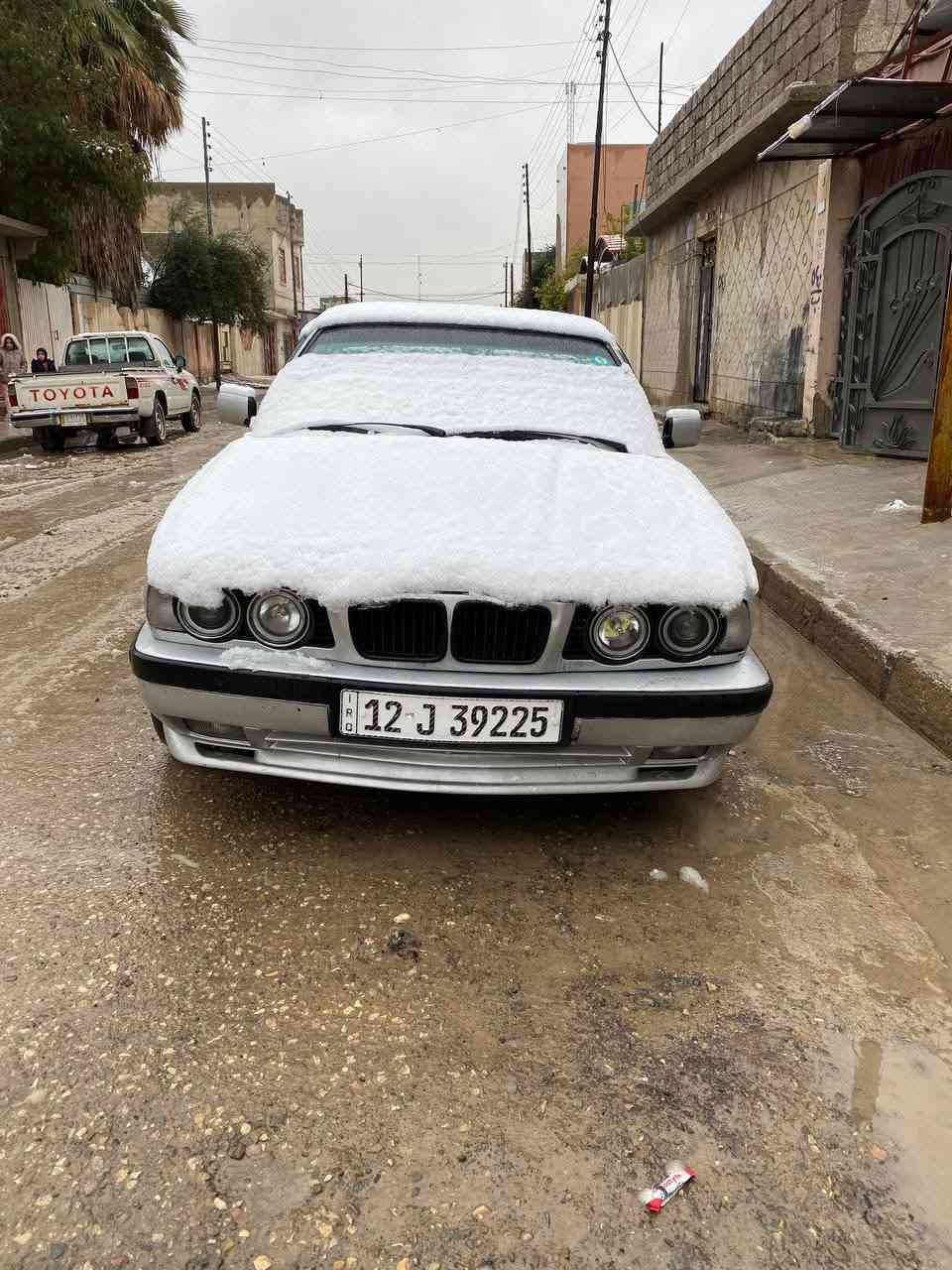 السلام عليكم
540 اصل وفصل  
كير تمساح السيارة جديدة  
اكسل جديد محرك جديد 
مكفولة من القص والشواصي 
سنوية جديدة  
فتحت سقف كشنات جلد

***********
