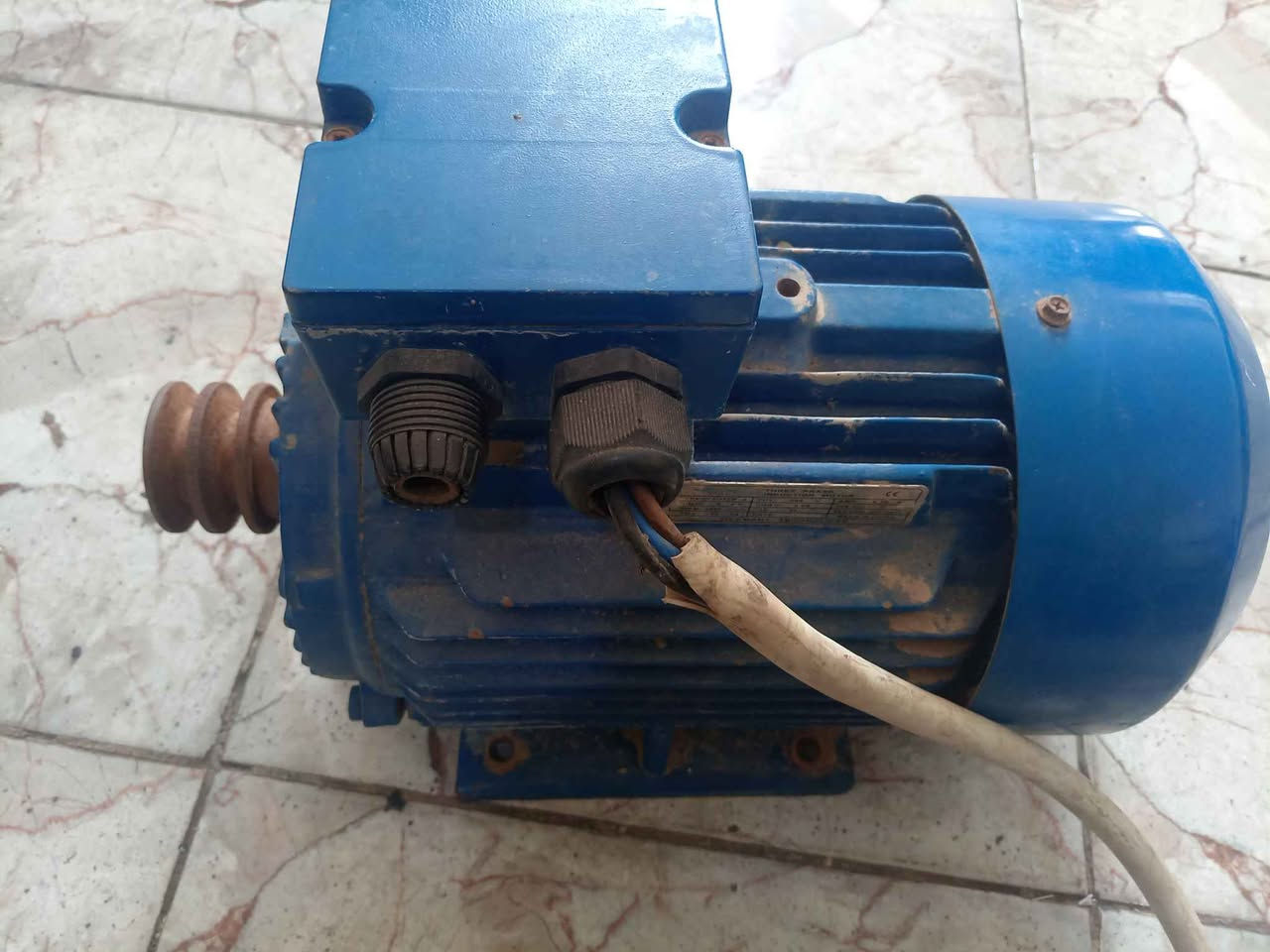 ماطور صناعي،، ثري فيز،، ٥ونص حصان ،، دوره،، ٣٠٠٠،،مستعمل قليل، كربلاء،، *********** كربلاء, العراق
