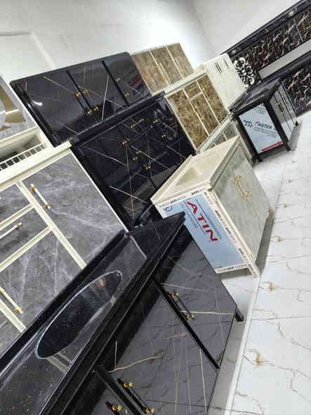 كاونترات المنيوم جديد شغل موصل 
العنوان موصل الجانب الأيمن شارع النبي شيت معرض الإمارات 
*********** واتساب 
*********** موصل
