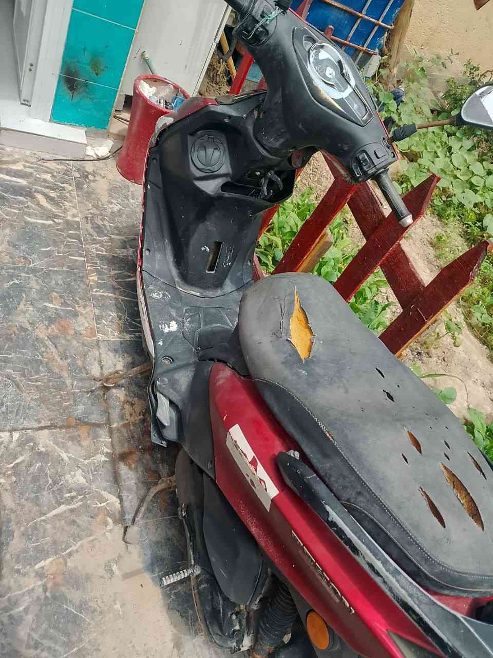 دراجه سكنس للبيع مكينه ١٢٥ مكينه نضيفه لا تنقيص ولا تبخير شغاله سلف كهربائيات نقص باتري سعر ٣٠٠
***********
