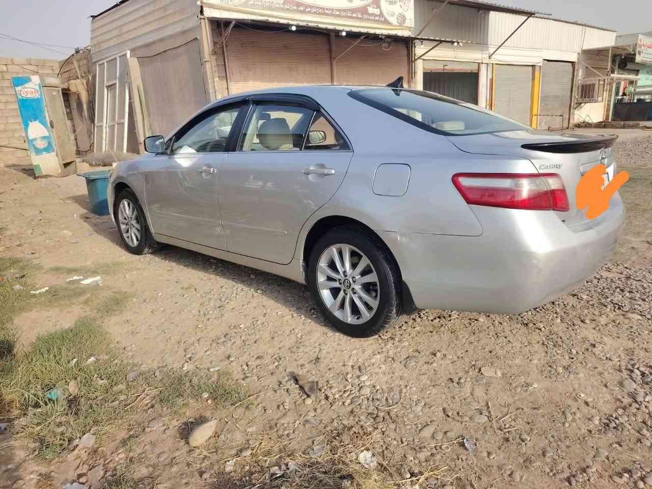 السلام عليكم ورحمة الله وبركاته 
كامري للبيع موديل 2007 خليجي
رقم دولي بسمي تحويل شرط
الضرر قطعه وحدة 
السونار موجود معا الصور السياره مال جناي 
السعر 115 وبيه مجال
مو شراي لاتخابر
ملاحضة البيع نقد فقط
***********
