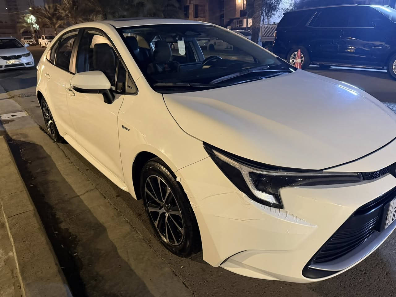 كورلا 2024 شكل امريكي رقم بغداد فول مواصفات داخل لونين احمر كشن كهرباء 3 دكم مكان سياره بغداد الدوره 
***********
