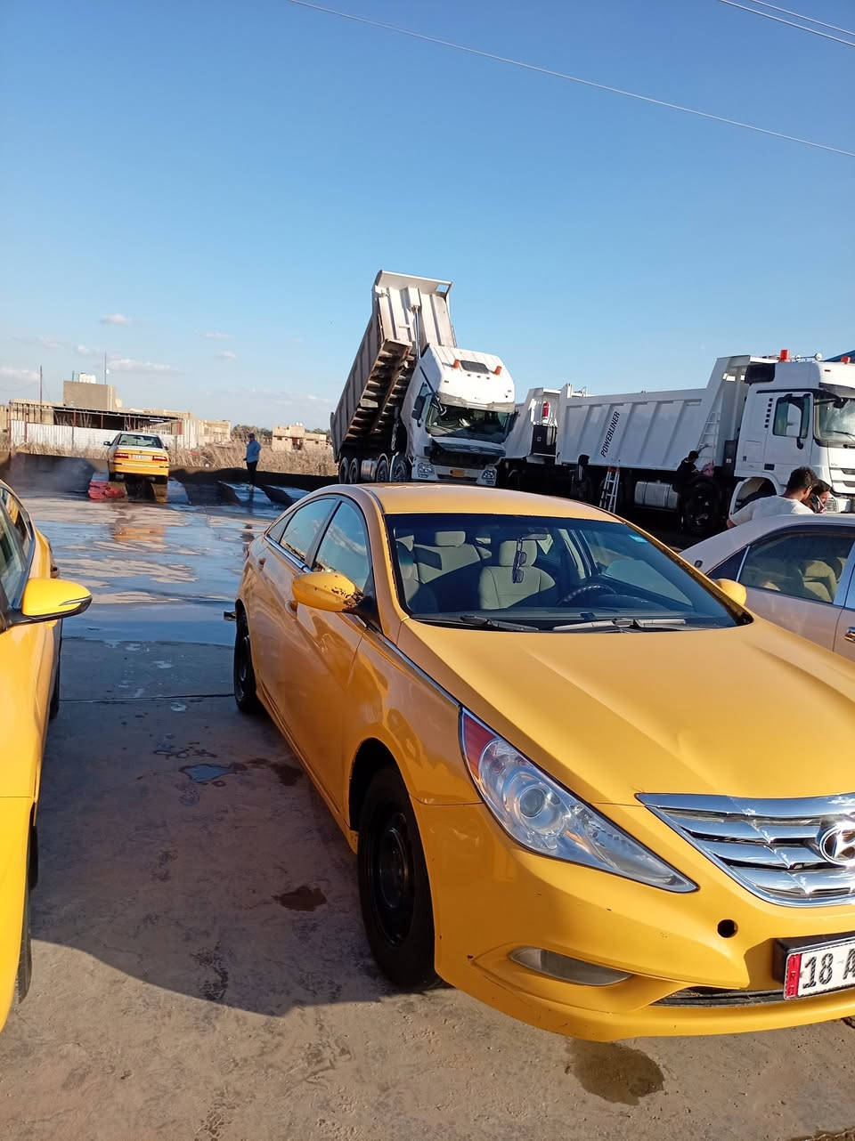 السلام عليكم سوناتا وارد امريكي موديل 11 رقمهة بابل انكليزي مكفول  من المكينه والگير والكهربائيات بيهة  لايت زنون مصفرة هيئة وغرامات صبغه جديدة بيهة بابين مبدلات وچاملغ الخلفي جهة العبري
سعر 80 وبيهة مجال 
***********
