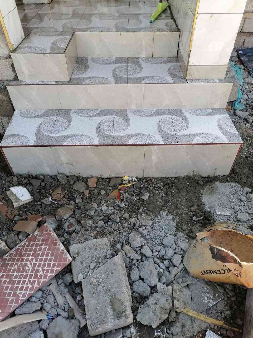 السلام عليكم كادر سيراميك متفرق حاليا وسعارمنسبه***********
