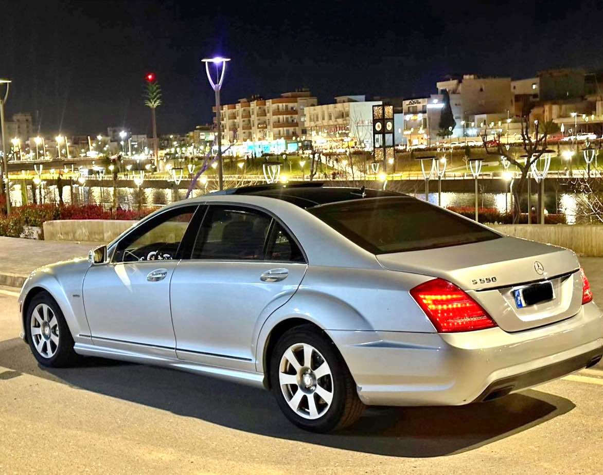 مارسيدس بينز ٢٠١٢ ئيس كلاس حجم ٨ بستون توربو بي سوپه ر قه پات مواسفات بسمه پانوراما كوشين ساردو گه رم خه زن و مساج ده رگا لارج كامل شفت گير مكينه تبريد په راشوت به شه رت و زمان سياره اورپيه مه نه فيستي خوي له گه له براوه حيزام به شه رت بي ليدران ١٨٠ هزار كيلو مه تر روشتوه كه ميك معامله ي تيدايه ژماره موبايل *********** أربيل, العراق
