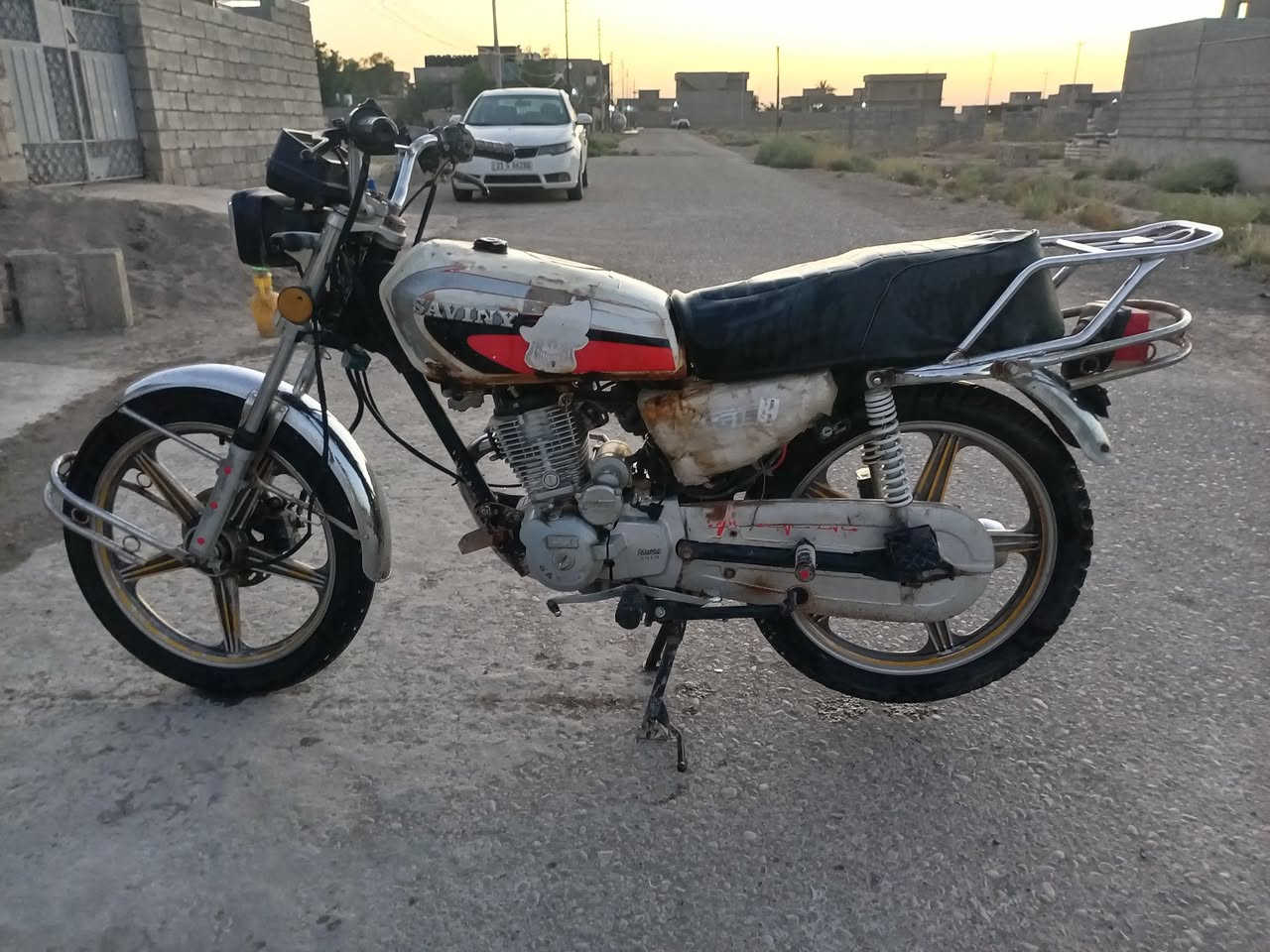 دراجه سيفان موديل 2019 محرك بلادي فول نضافه ونشاط( تشغيل نكره سلف وهندر وكهربايات شغاله)( أوراق اصوليه كرتونيه كامله) السعر( 260)وبيها مجال حك الجيه لاتصال *********** خاص ما جاوب الشراي يتصل السكن ديالى( ناحيه كنعان)
