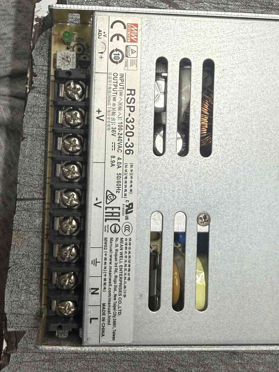 باور سبلاي اربع قطع انطيني بيهن سعر واذا تريد قطعة هم عادي


**إذا كنت صاحب هذا الإعلان وتريد حذفه لأي سبب، رجاءا أرسل رسالة إلى الدعم الفني**