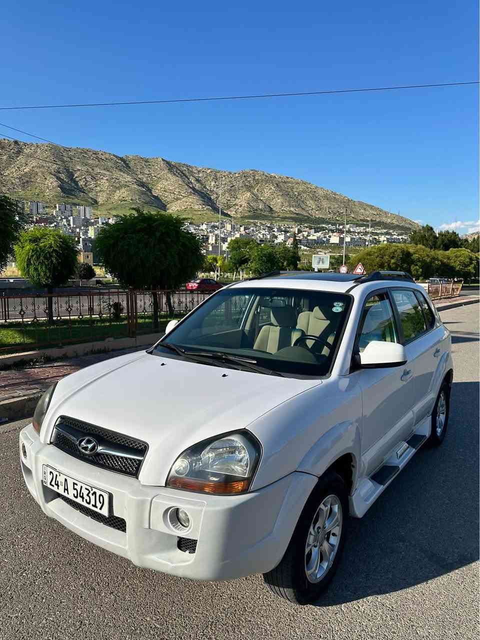 HYUNDAI  TUCSON 2010
خليجى محرك دوش
بئ دعم و صبغ
گير محرك تبريد بشه رت
ره قه م سنوى جديد ٢٠٣٠
٤ تايره جديد
سلايت
٣ تعديل بارد يت تيدا

سياره يال دهوكى 

سعر (١١٨)$ مجال

*********** كورك واتس اب دهوك, العراق
