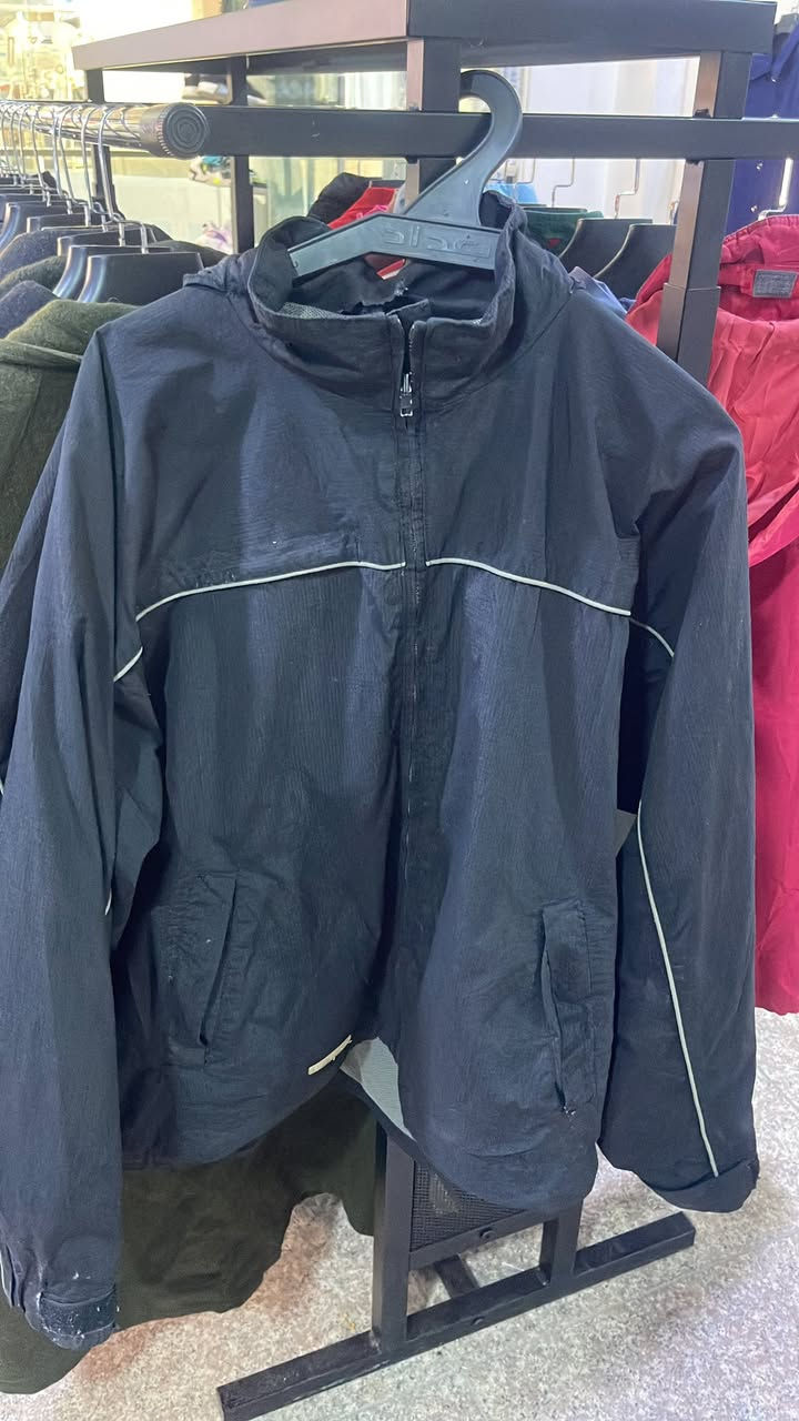 قماصل
متوفر قماصل وكم كوت عدد ٢٠ قطعة ب٢٠ الف مع التوصيل 
الي يحب خل يراسلني 
***********
