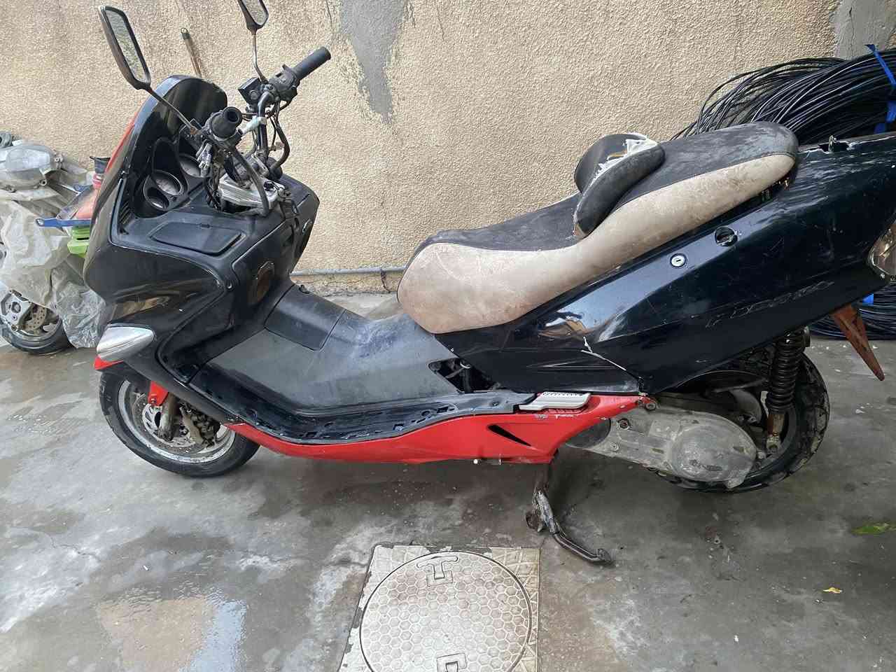 للبيع فورزة بومة  0.6  موديل 2011مكينه وكير شادهم جديدات كهربائيات شغالة ما عوزها شي
للاتصال :
***********
