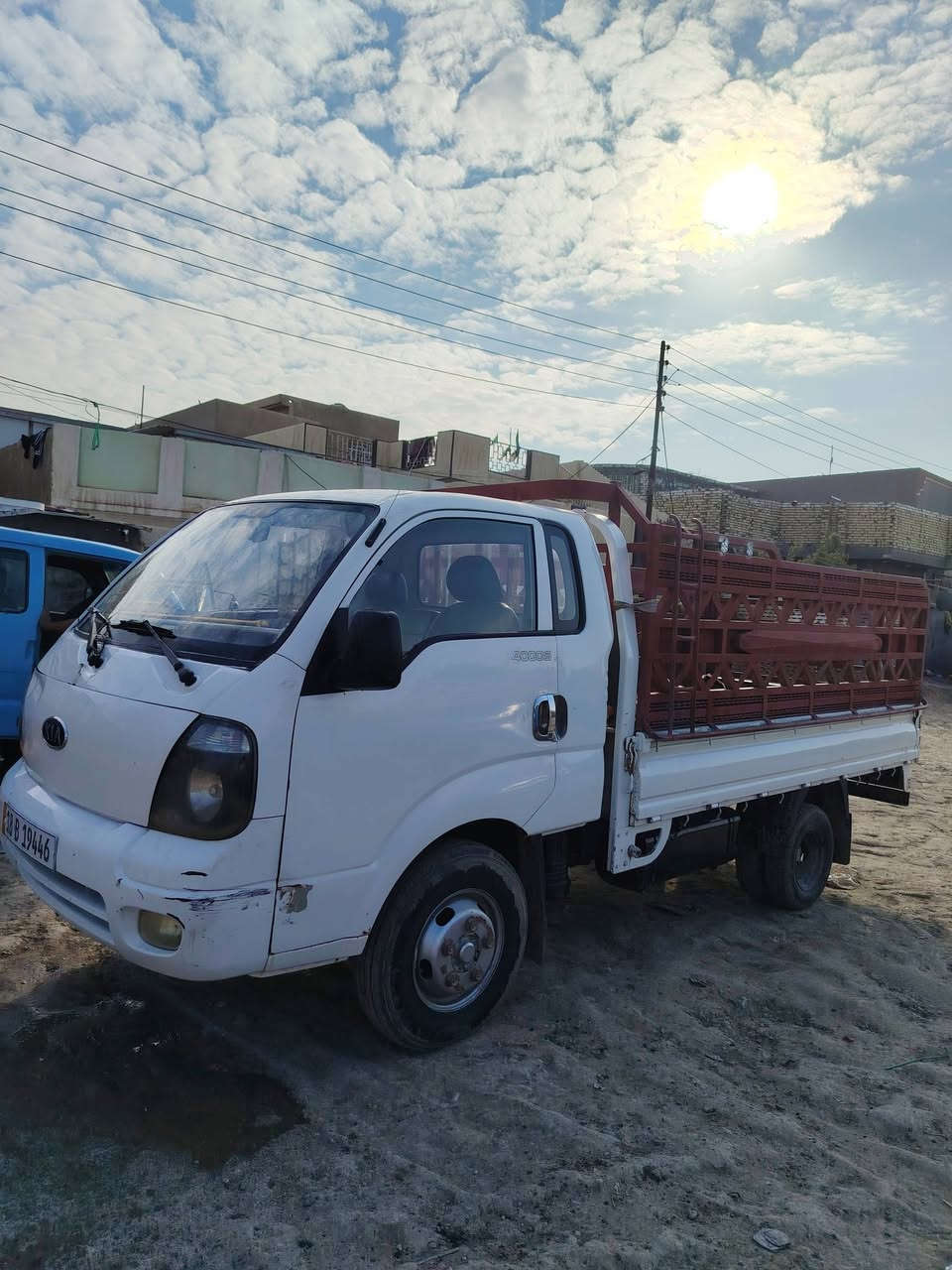 سلام عليكم  فحل موديل 2010 سياره مفتوح رقم بابل انكليزي باسمنه بيه طخه بالبنيد موضح بالصوره سياره جاهزه وين متريد اطلع مكينه كير اكسل مكان سياره بابل السعر 95 بيه مجال قليل ***********
