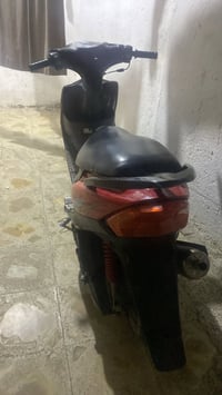 دراجه مفتوحه 55 ب455وبيها مجال شراي يجي خاص 07857683340