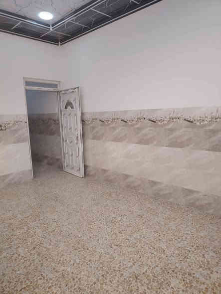 الموقع حي الانتصار شارع 60 خلف أسواق تبارك

مساحه 90 متر طابق ونص

الدار متكون غرفتين نوم وهول 2 ومطبخ واستقبال وصحيات وبيتونه

سند طابو الزهور شرط التحويل ملك صرف

استلام فوري

#السعر_68_وبي_مجال_

للتواصل والاستفسار الاتصال

***********
