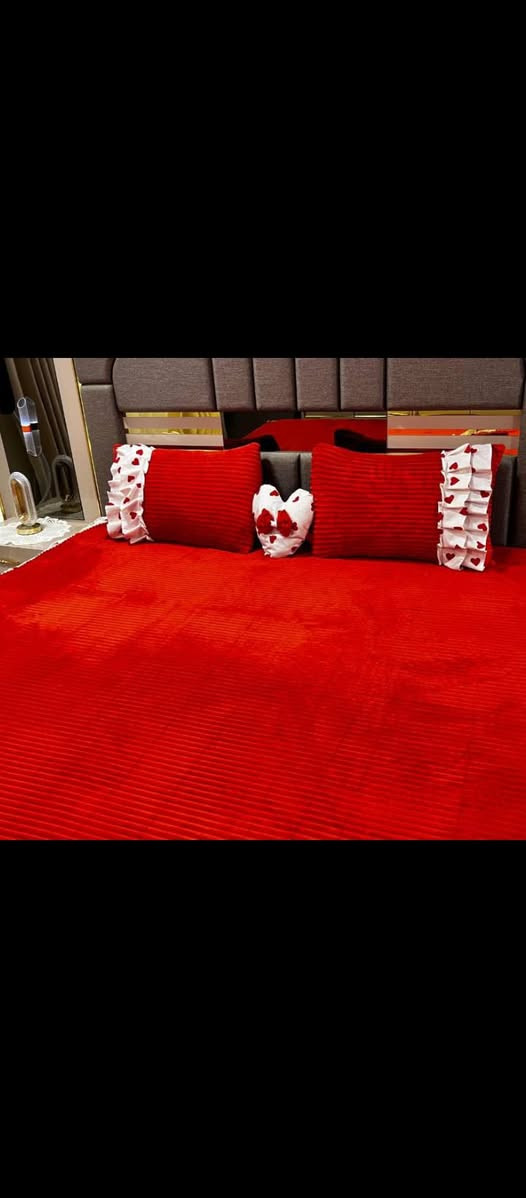 عروض مميزه
فرشات عيد الحب❤
فرشه نفرين درجه اولى 6 قطع قياس ملكي كبير
فرشه قياس 240*250

 4وجه مخده 

1 كوشايه كامله 

السعر  25  الف والتوصيل مجاني للبصرة🎀💕❤ البصرة, العراق


**إذا كنت صاحب هذا الإعلان وتريد حذفه لأي سبب، رجاءا أرسل رسالة إلى الدعم الفني**