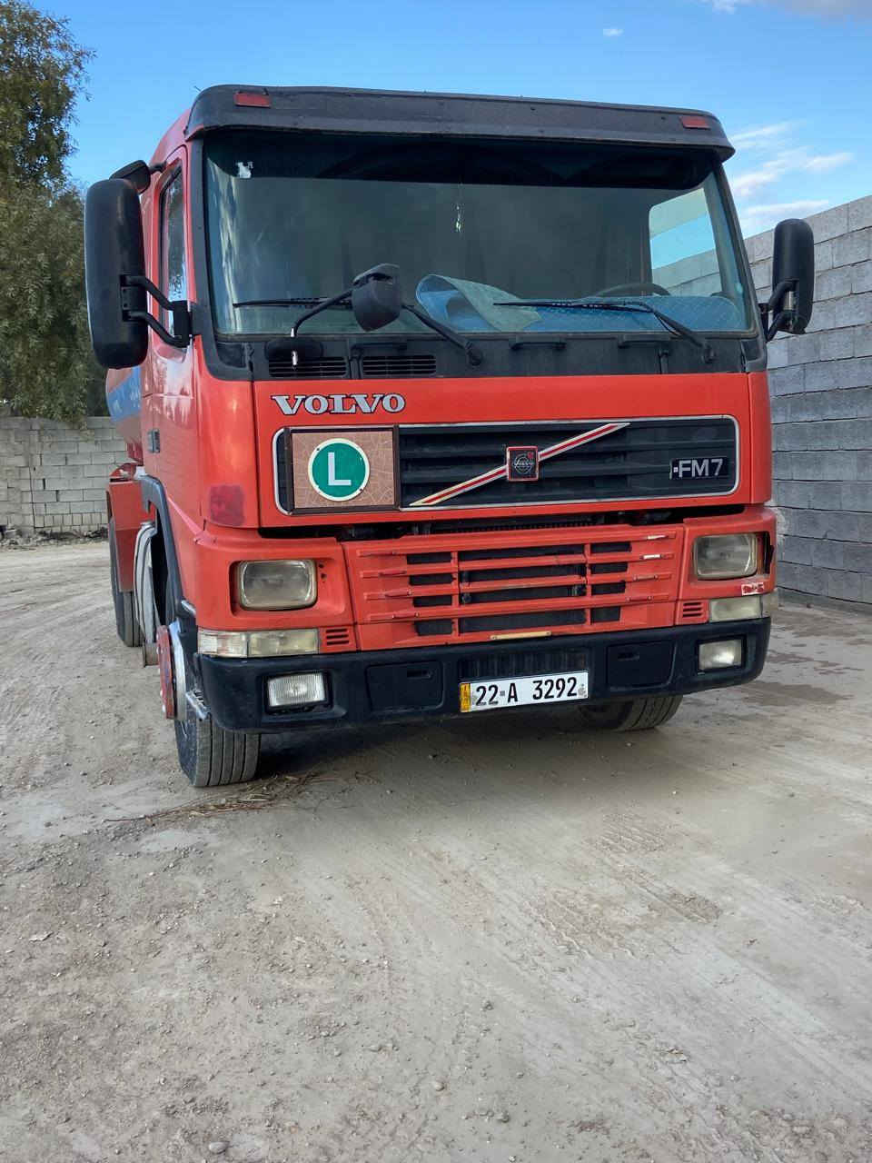 للبيع موديل 2002 
سنويه جديد 2030
تفاصيل 🎯 ***********
