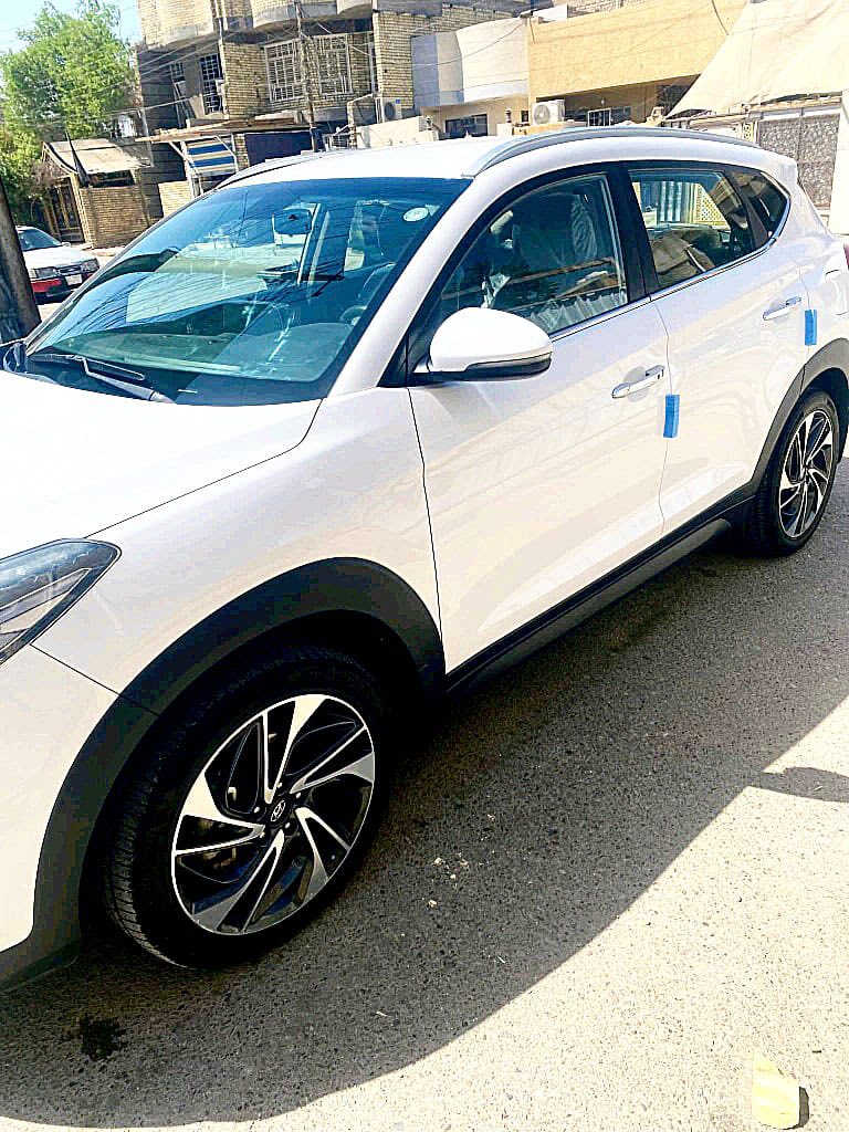 السلام عليكم
سياره توسان خليجي للبيع مودي2020
 
⬅️السياره رقم أربيل الجديد بسمي 
 سنويه مجدده الغاية 2030 

السيارة جديدة كفالة عامة 
تحويل ثاني يوم
السيارة السونار وياه الصور
⬅️ مواصفاته /
 
بصمة تشغيل
شاشه كبيره دعم كاري 
بصمة ابواب مع ترحيب
٣ انضمة قيادة
 كراسي امامية كهرباء
شاشه كبيره 
ثلاجه بلجكمجه
محرك ٢٠٠٠ دوش
اي بي اس
فول تحكم ستيرن
حاجب نهاري مع لد نهاري 
حساس خلفي 
كاميرا خلفية وامامية
مري شفط ويا القفل مع اشاير
نضام ترحيب
الاضاءة الداخلية لون لد أبيض
يدات نيكل 
قطعتين تبريد
تبريد ثلج
ويل ١٨

كراسي كهرباء
عدسات

 بدون ضربه سياره كفاله  بيها سونار جديد
بصمات عدد ٢

سياره أحله من الصور
بشرط حته حداديه شركة
 مكاني بغداد العبيدي 
‏الاتصال ***********
