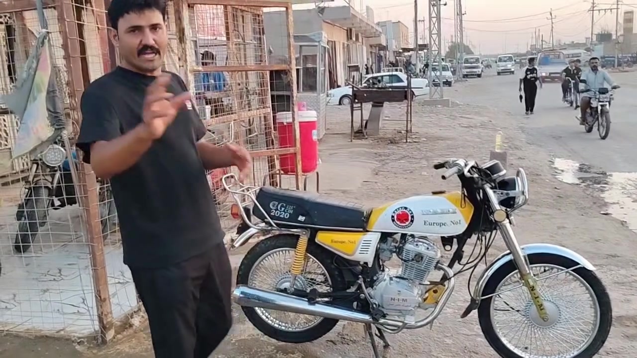 معرض عزام الخويلدي
ناصريه قلعه سكر
***********
دراجات وراق اصليه شرط ترقيم
سعار حلوه كلش
تدلل شباب والله
