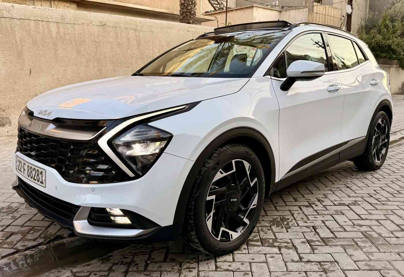 السلام عليكم كيا سبورتج 2023 خليجي مكفولة فول مواصفات 1/1 بانوراما كشنات جلد تدفئة وتبريد كشنات رادار جانبي حساس امامي خلفي شاشة كبيرة كامرا دشبول ديجتال رقم اربيل بسمي مكانها بغداد سعرها 228 ورقة ***********
