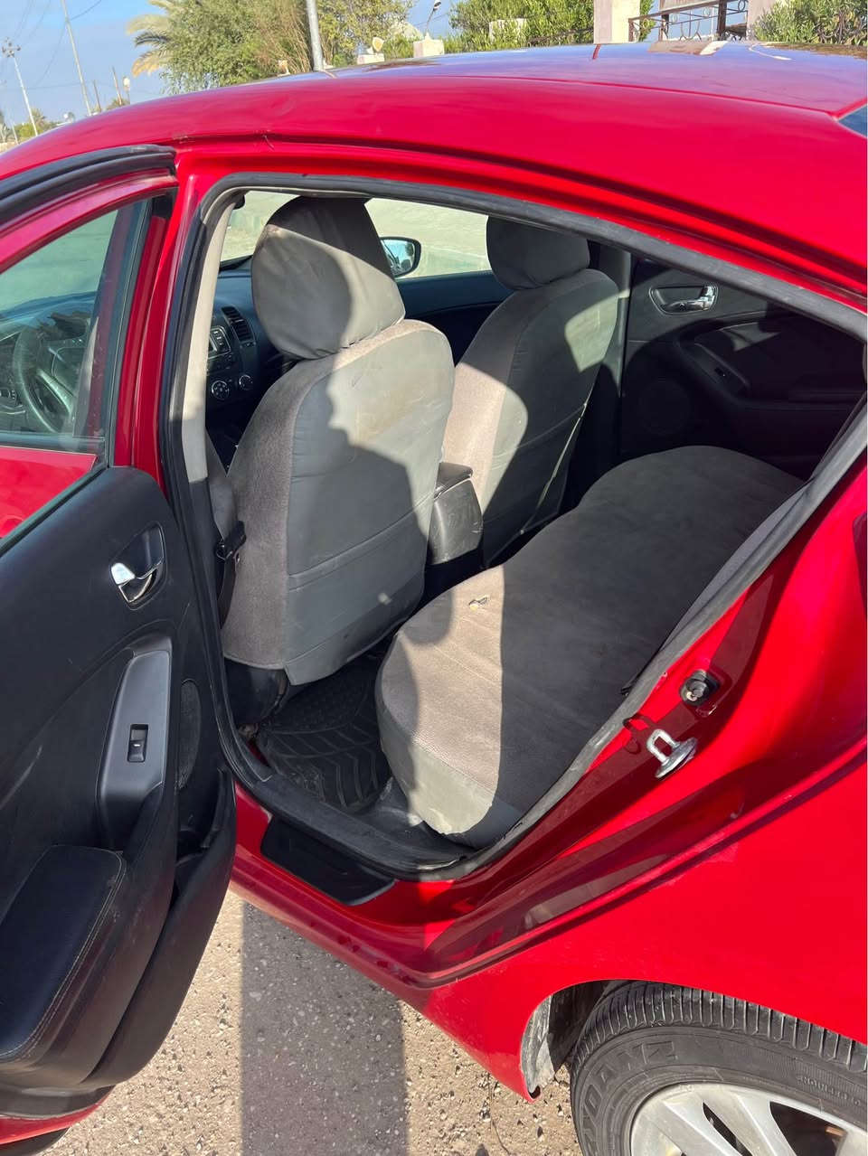 فورتي 2014 أمريكي رقم بغداد دولي مكينة 2000 دوووش بيها صبغ جاملغ خلفي وقبق جنطة بدون دواخل ماشية 100 ميل مكفولة لغود شواصي تكم قمارة حوض السيارة جاهزة مكينة كير تبريد حدادية كهربائيات تخم تاير باتري السعر 93 العنوان الإسكندرية طريق بغداد كربلاء للتواصل ***********///***********/// المحمودية, بابل
