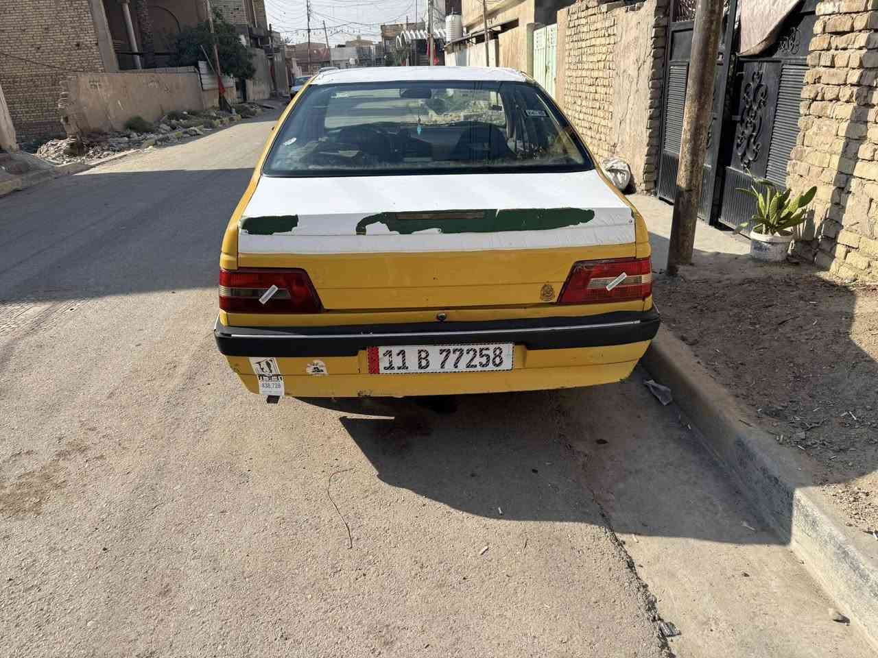 سلام وعليكم بيجو لميس للبيع جاهزه من كلشي موديل ٢٠١٢ محدد ٢٠١٣ سعر ٣٣وبيه مجال مكان بغداد  بسمي رقم  بغداد ***********
