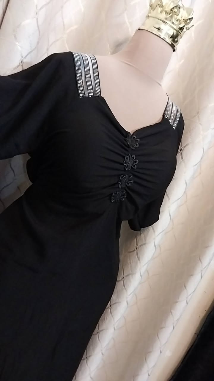 مرحبا بنات قماش وخياط كشمير ايطالي سعر دشداشه ١٠ فقط يوجد توصيل داخل سبع بور


**إذا كنت صاحب هذا الإعلان وتريد حذفه لأي سبب، رجاءا أرسل رسالة إلى الدعم الفني**