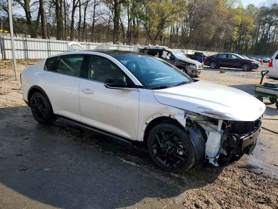 (اعـــــــــــــلان مــــــــــــــــزاد 📢 ) 

2025 KIA K4 GT LINE 

كيا كي فور جيتي لاين : ٢٠٢٥

حالة السيارة : تعمل وتسير 

ضرر السياره : كما موضح بالصوره 

تاريخ الــــــمزاد الجمعه : 2026/5/22

وقت المزاد الساعه : الخامسه عصرا 

اللـــــــــــــــــــــــــــون : ابيض 

عداد المسافه : 9.438

حجم المحـــــــــرك : 4 سلندر 1.6 تيربو 

مدة الوصول : 60 الى 75 يوم

للإشتراك في المزايدة يرجى الحضور الى  مكتبنا للـتأكيد على تثبيت السياره المزاده.

العنوان : النجف الاشرف قضاء المناذره( ابوصخير) شارع حيره ابو صخير مكتب عمار لمزاد السيارات الامريكيه 

               تلفون 
              *********** واتساب
              *********** للاتصال
               عمار ابو عباس
